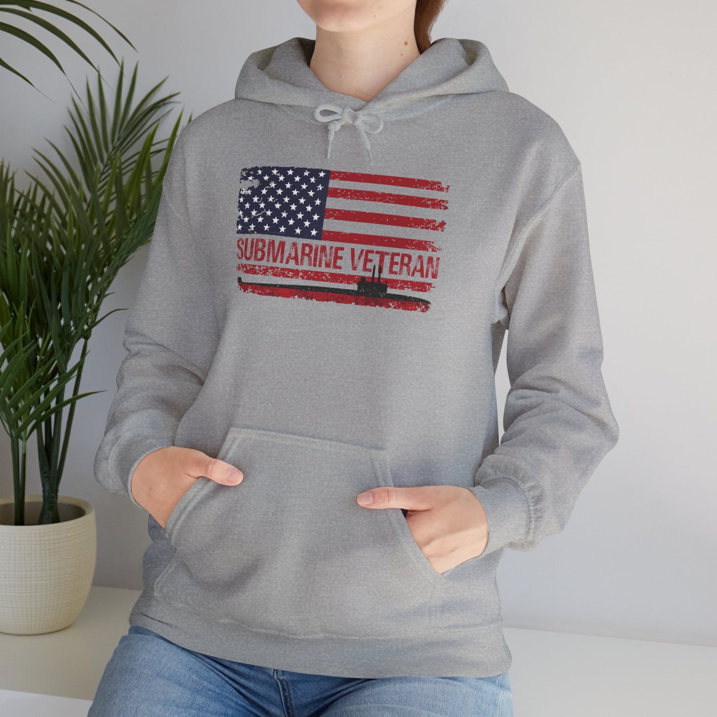 United States Submarine Veteran Distressed USA Flag Unisex Heavy Blend™ Hooded Sweatshirt