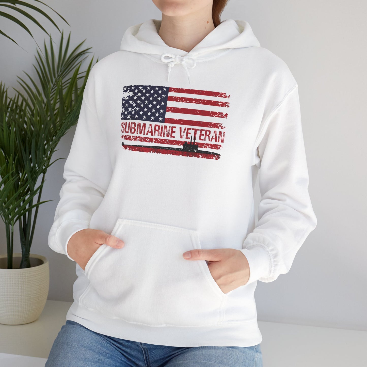 United States Submarine Veteran Distressed USA Flag Unisex Heavy Blend™ Hooded Sweatshirt