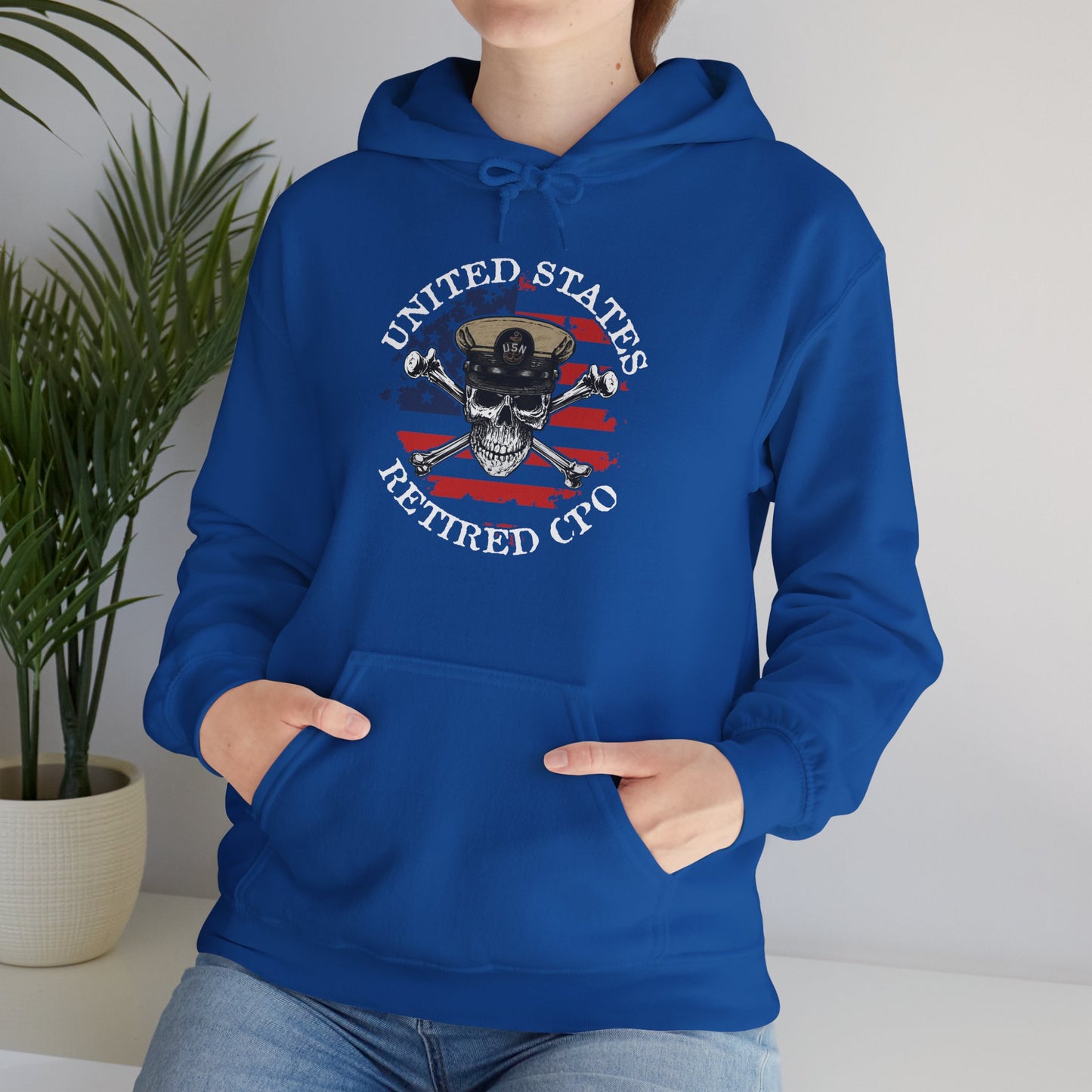 United States Retired CPO Skull Crossbones Chief Petty Officer with Distressed American Flag Unisex Heavy Blend™ Hooded Sweatshirt